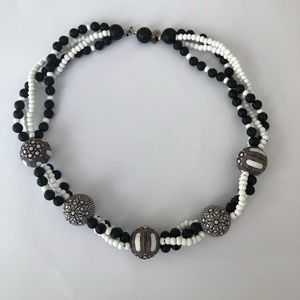 Les Bernard Inc Black White Beads Beaded Necklace